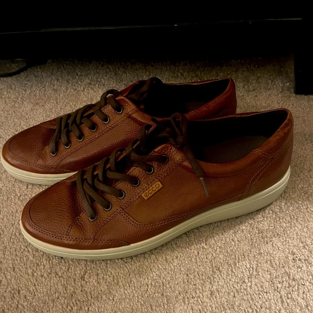 Brand New Men’s ecco sneakers